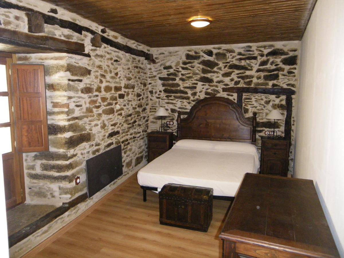 Casa Rural Los Cabritos De Tomas Puebla de Sanabria Exteriör bild